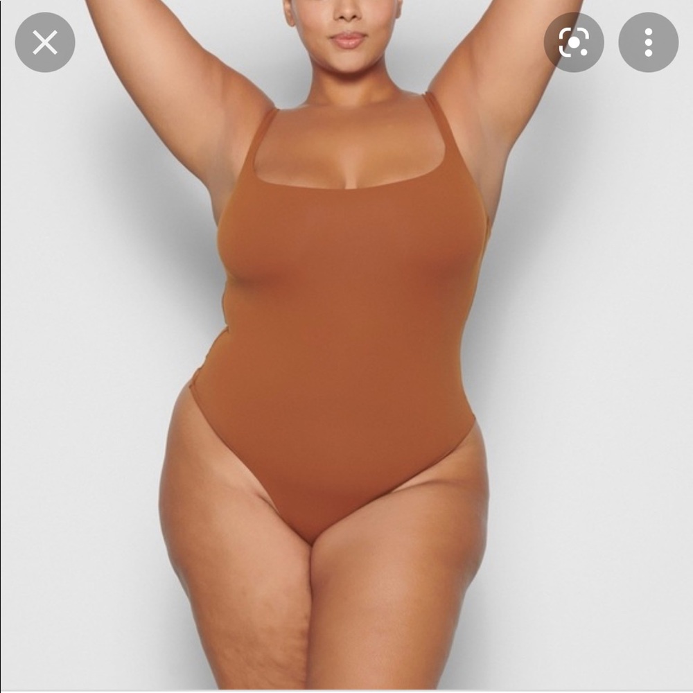 3X Skims Fits Everybody Square Neck Bodysuit